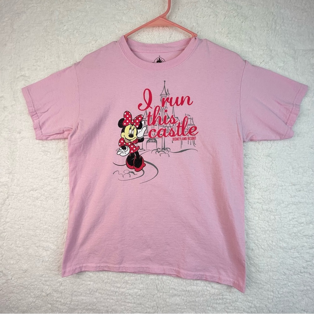 Disney Parks Resort  Minnie Mouse I Run This Castle Pink T-shirt Womens‎ Large.
